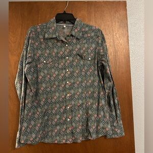 Cinch Women’s Multicolor Geometric Button-Down Shirt